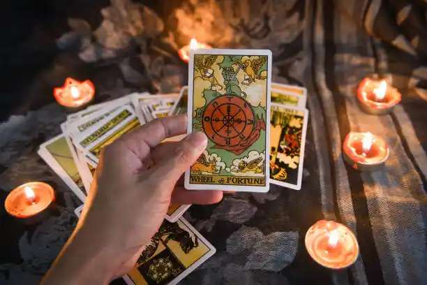 tarot cards Laurel Hollow